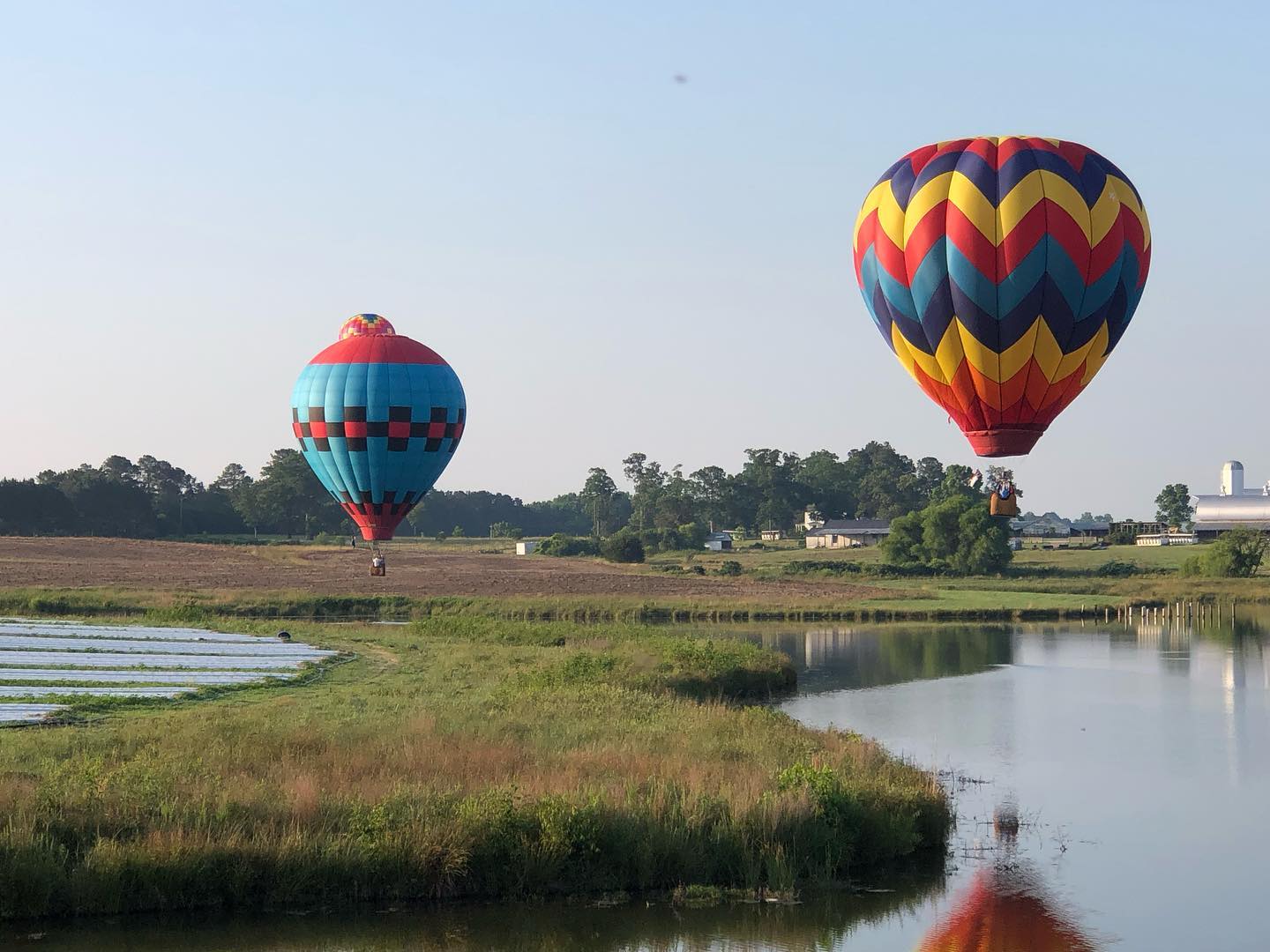 Wonderful weekend of ballooning and sharing our love of the sport!! @freedomballoonfest #hotairballoons #family#balloonglow